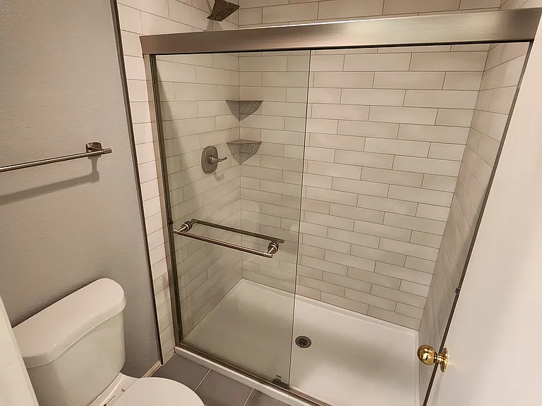 4118 E Woodland Dr — Photo 7