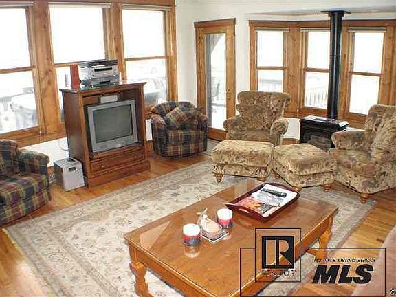 3rd image of 1607 Cornice Ct