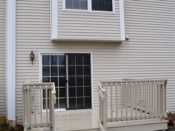 2nd image of 140 Kenley Ct #1