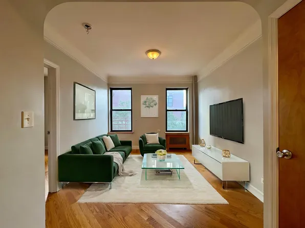 2272 1st Avenue image 1 of 18