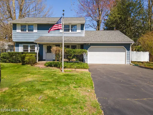 43 Dumbarton Drive, Delmar, NY 12054