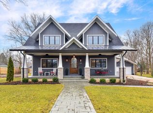 28W645 Warrenville Rd, Warrenville, IL 60555