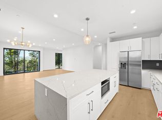 8902 Sawyer St, Los Angeles, CA 90035