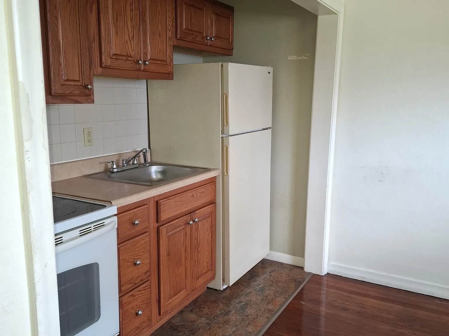 1 bed, $800 — Photo 3