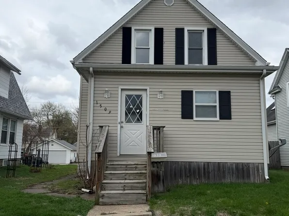 1509 42nd St, Rock Island, IL 61201