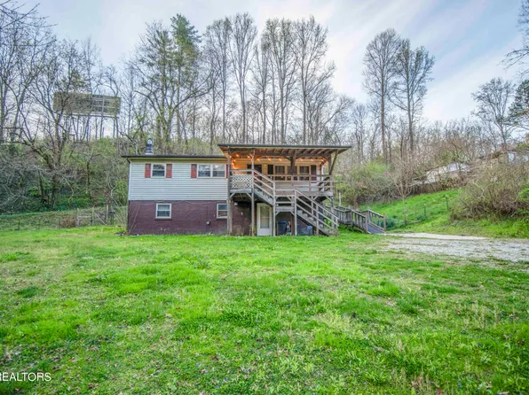 168 Childs Rd, Harriman, TN 37748