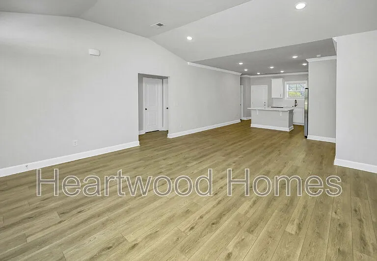 6640 Satchel Ford Rd — Photo 3