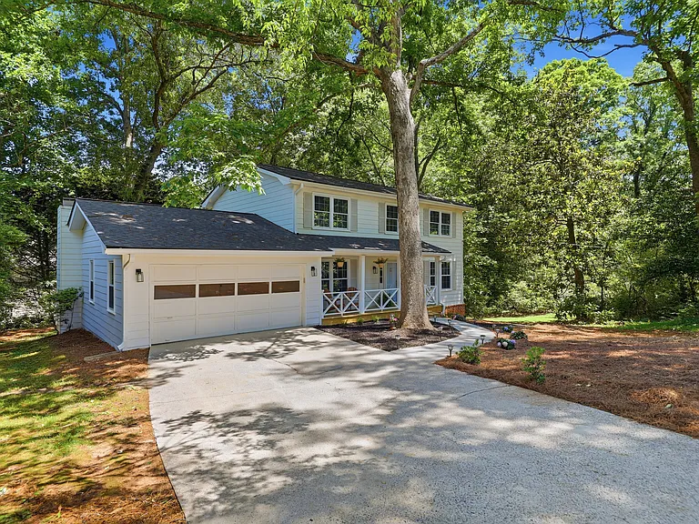 564 Deer Run SW — Photo 2