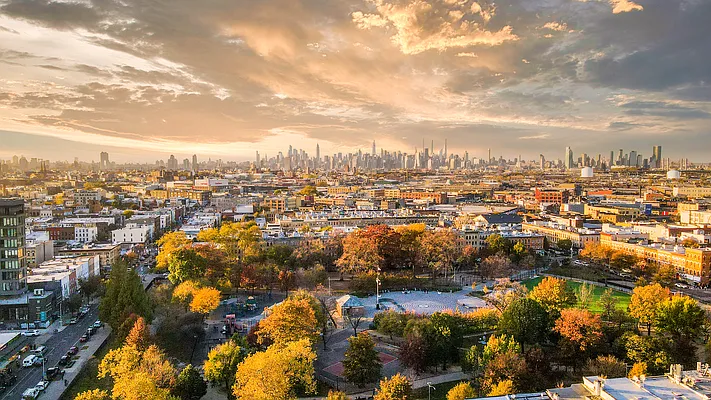 Sold by Mitra Hakimi Realty Group, LLC | media 27