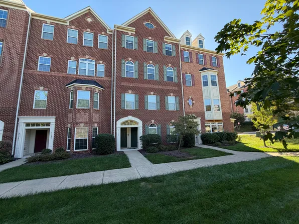 21585 Zuknick Ter, Ashburn, VA 20147