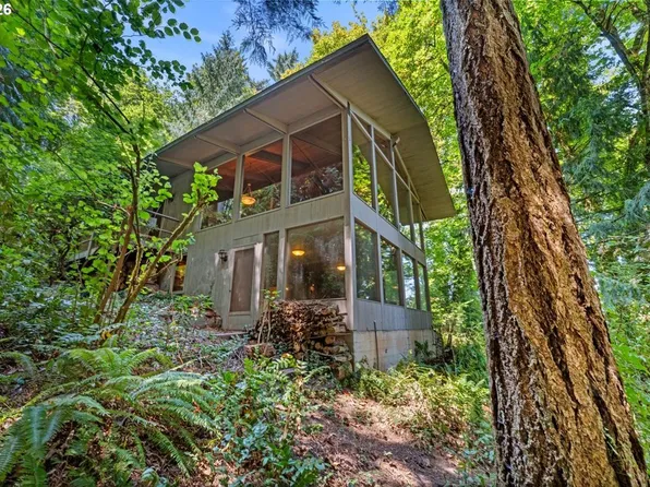 6831 SE Brownlee Rd, Milwaukie, OR 97267