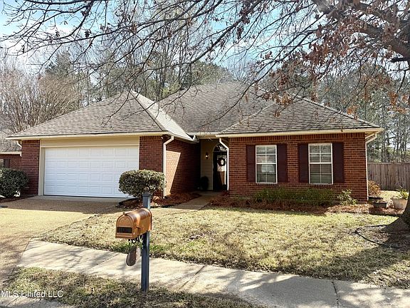 2nd image of 106 Cowles Creek Rd