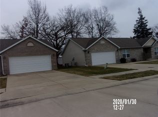 380 N Scovill Ct, Decatur, IL 62522