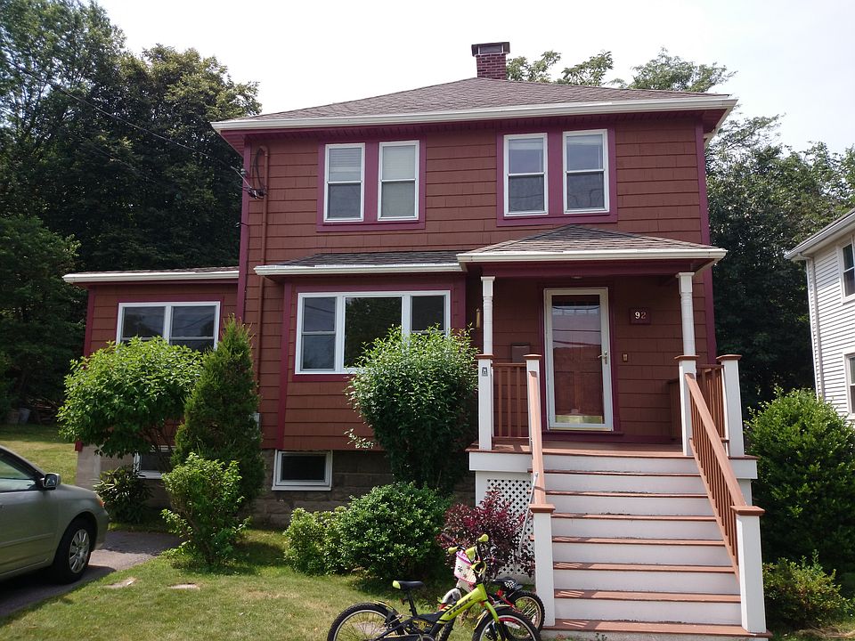 2nd image of 92 Lake Shore Rd