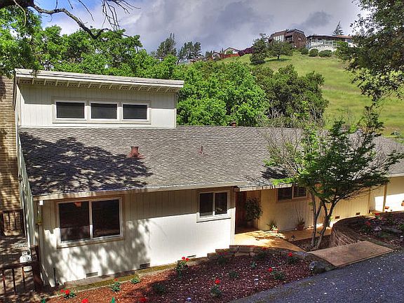 4th image of 3075 Oak Leaf Ln