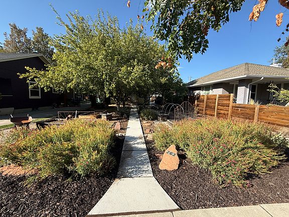 3rd image of 263 E Edith Ave