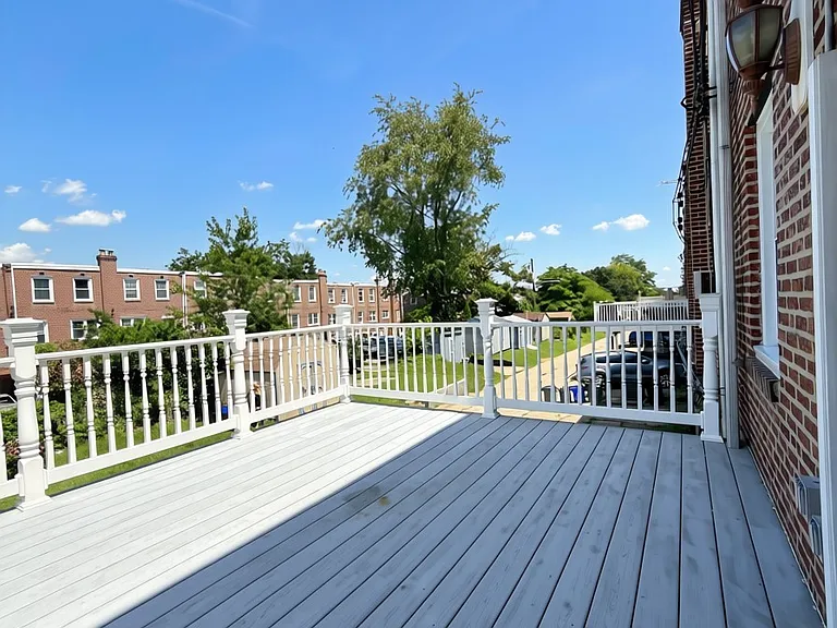 5220 Gramercy Dr — Photo 16