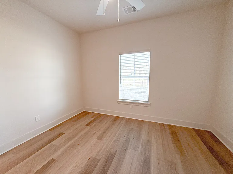 104 Kirkland St — Photo 24
