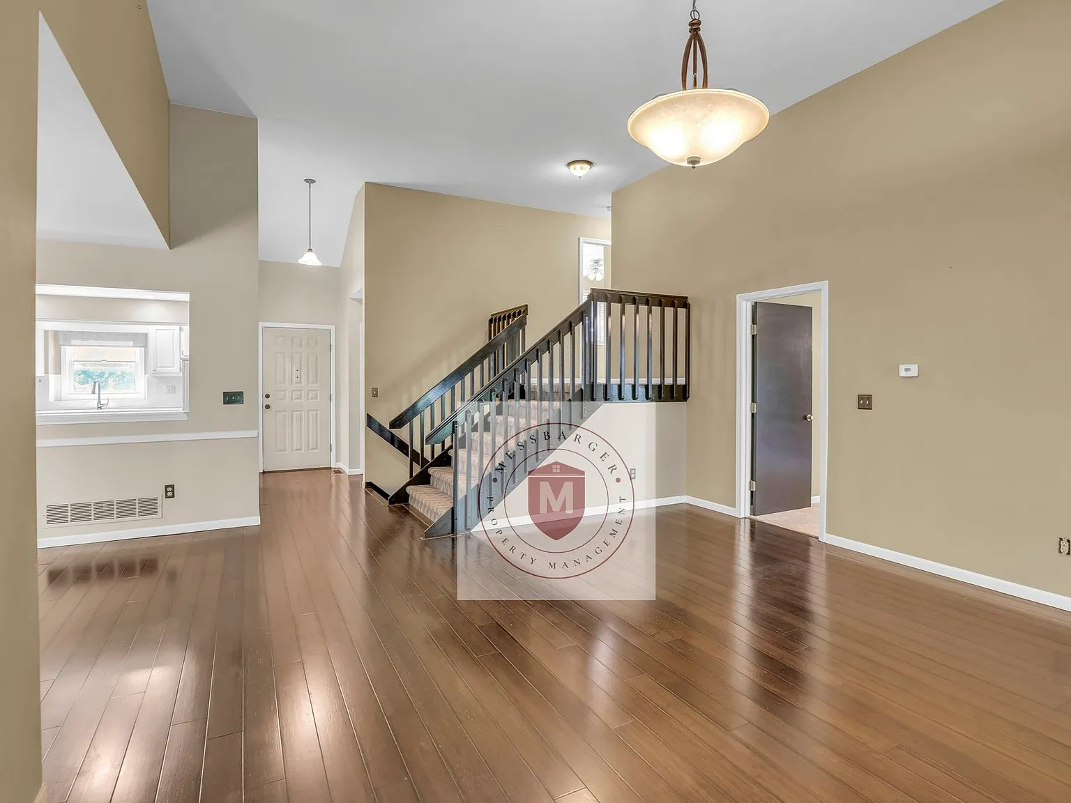 3 bed, 2.5 bath, $2,400 — Photo 3
