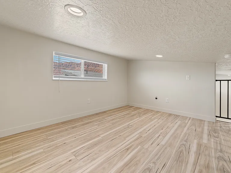 2158 Bonnies Way #0 — Photo 26
