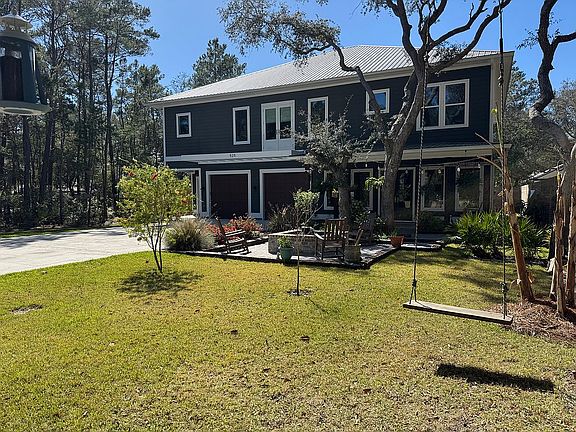 3rd image of 525 Ricker Ave