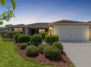 806 Silver Oak Ave, Lady Lake, FL 32159