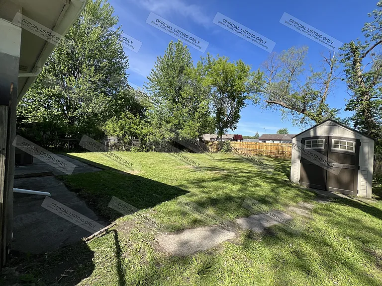 15689 Kerstyn St — Photo 11