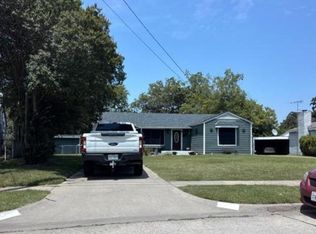 939 Blaylock Cir N, Irving, TX 75061