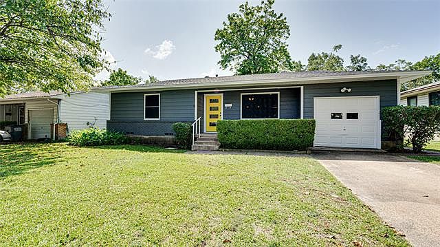 1st image of 220 River Oaks Dr
