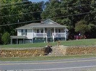 107 Allen St, King, NC 27021