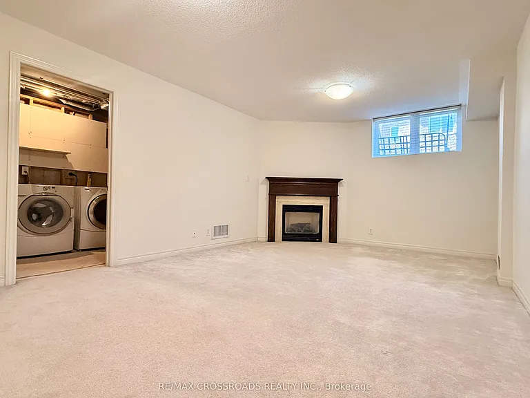 158 Harvest Hills Blvd — Photo 20