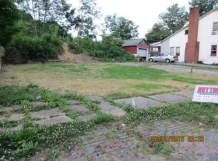 264 Rutland St, Middleport, OH 45760