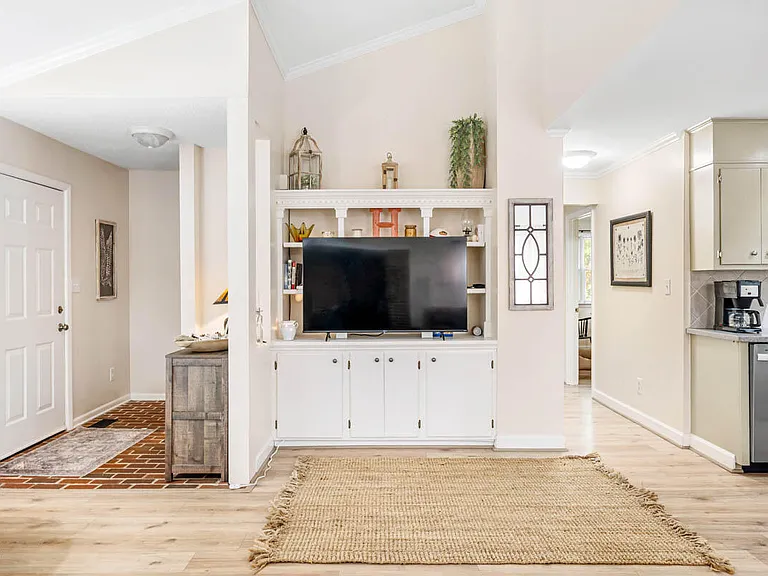 7 Twin Lakes Dr — Photo 8