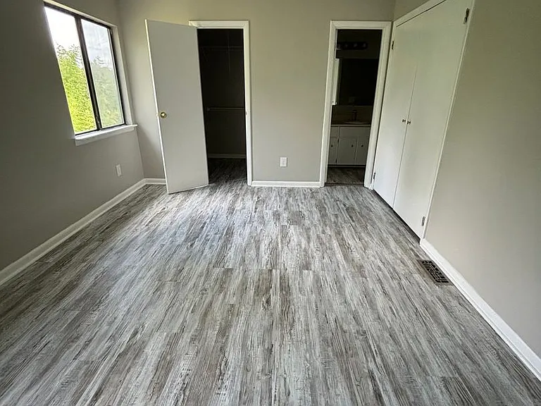 912 Pineland Ave #5 — Photo 12