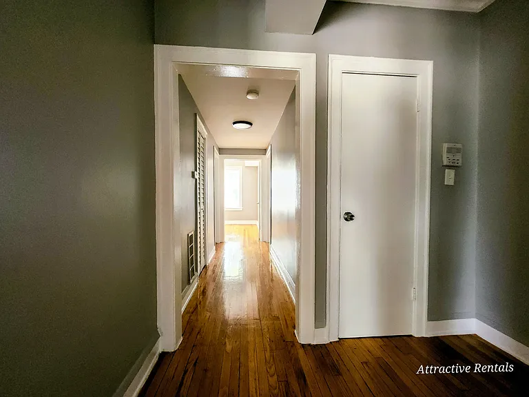1615-17 W 78th St #1 — Photo 3