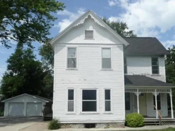 6128 Exchange St, Mc Farland, WI 53558