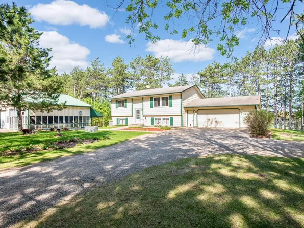 34213 Quapaw St NW, Cambridge, MN 55008