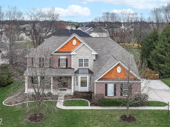 10580 Saddlestone Dr, Fishers, IN 46040