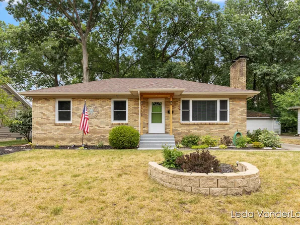 1728 Royal Oak St SW, Wyoming, MI 49519