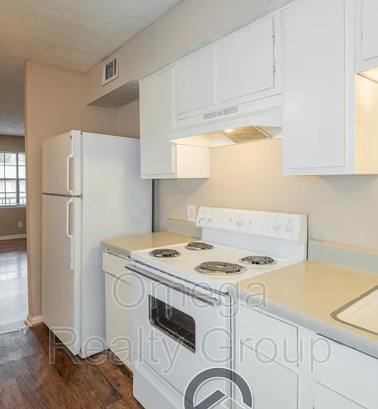 Lakeridge Apartments — Photo 31