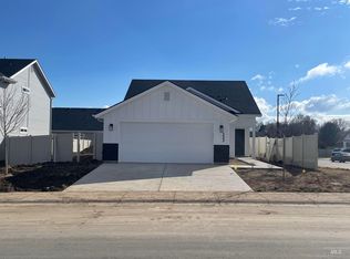 333 W Willow Dale Dr, Kuna, ID 83634