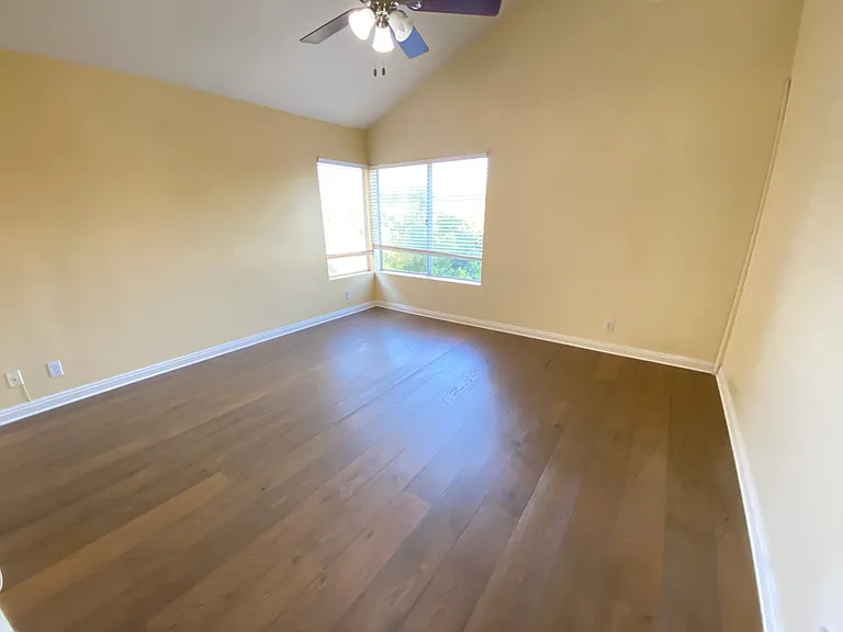 14 Santa Cruz — Photo 27