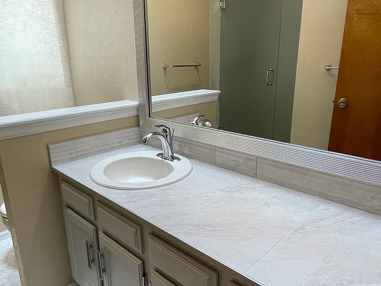 1425 Vondelpark Dr — Photo 13