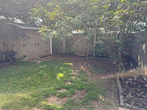 2nd image of 126 Marshland Ln
