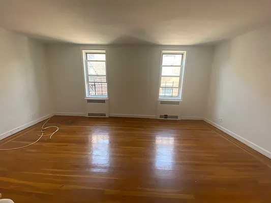 Rented by Contact Realty | media 2