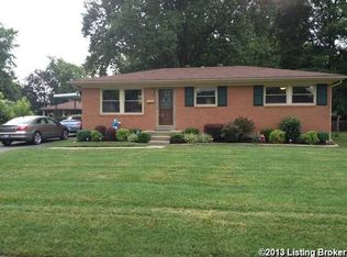 8304 Devonshire Dr, Louisville, KY 40258