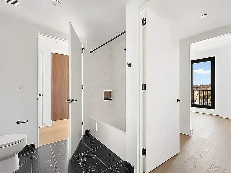 224 W 124th St #406 — Photo 10