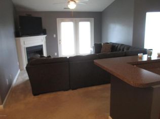 9415 Magnolia Ridge Dr UNIT 201, Louisville, KY 40291