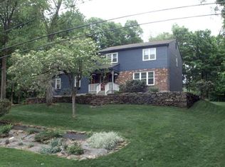 42 Rockwood Dr, Southington, CT 06489