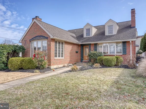 111 W 7th St, New Castle, DE 19720